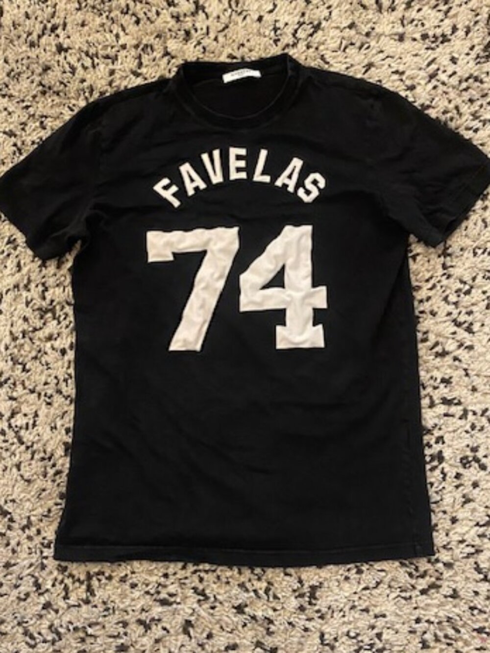 Givenchy Favelas 74 Black Cotton T-shirt Size Small Made in Portugal 2014